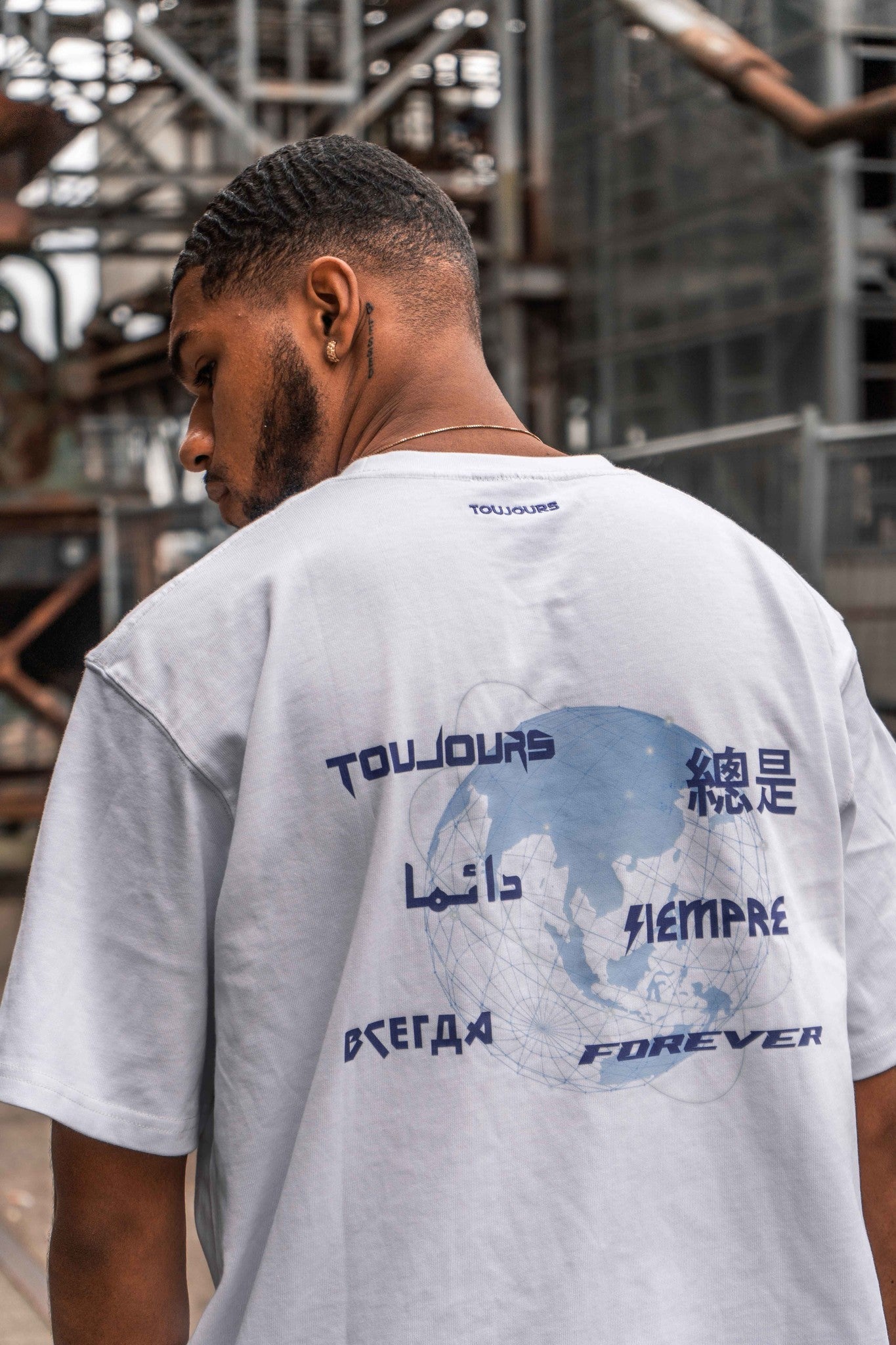 "Global"